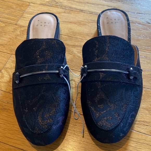 A new day black mules 8.5 wide nwt - Picture 2 of 5